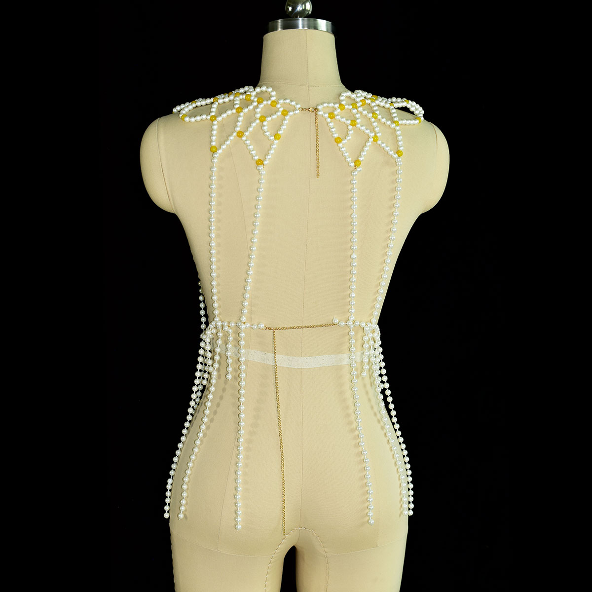 Joyería corporal de perlas de  - Yellow Body Jewelry reseña y precio